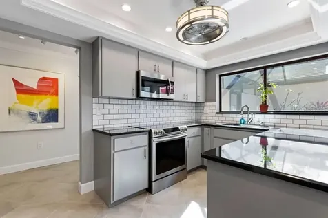3957 Glen Oaks Manor Drive Sarasota FL 34232