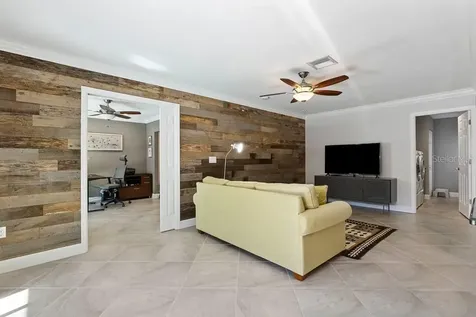 3957 Glen Oaks Manor Drive Sarasota FL 34232