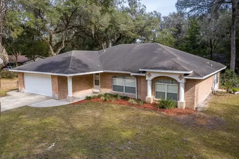 1082 E Wisconsin Avenue Orange City FL 32763