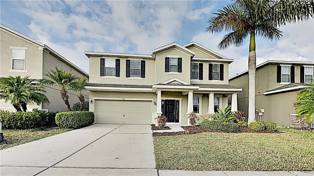 562 19th Street NW Ruskin FL 33570