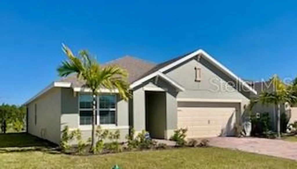 3297 Acapulco Circle Cape Coral FL 33909