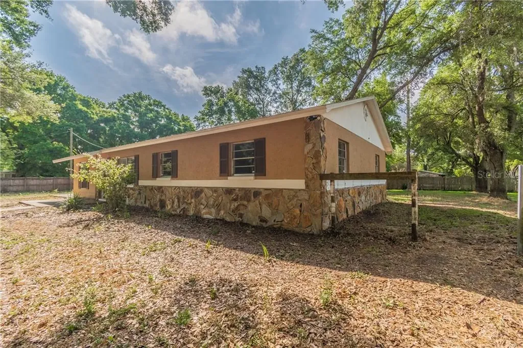 8904 Ehren Cutoff Land O Lakes FL 34639