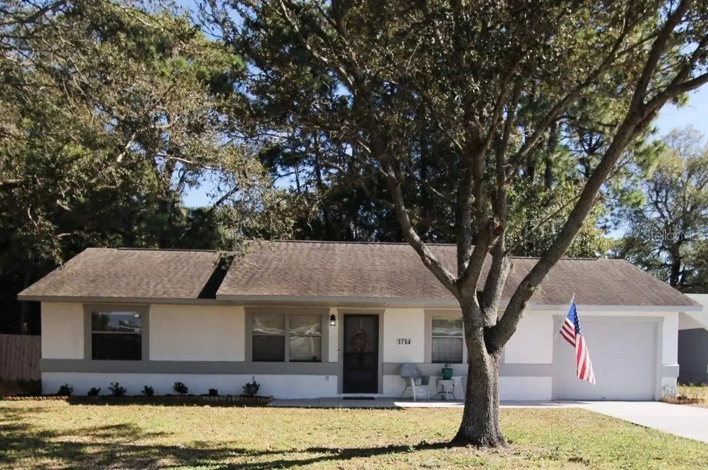 1714 49th Avenue E Bradenton FL 34203