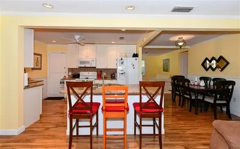 1886 Bougainvillea Street Sarasota FL 34239