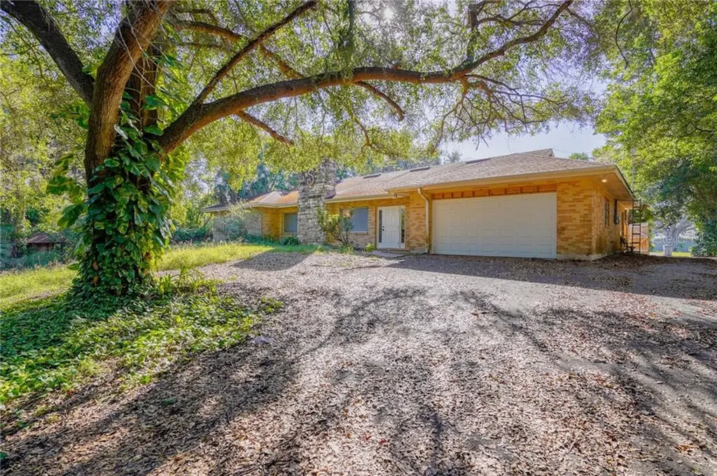 950 Avenue S SE Winter Haven FL 33880