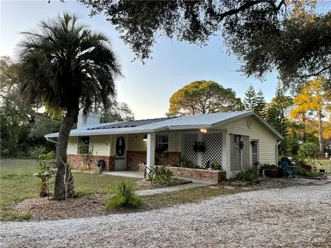 3793 Gocio Road Sarasota FL 34235