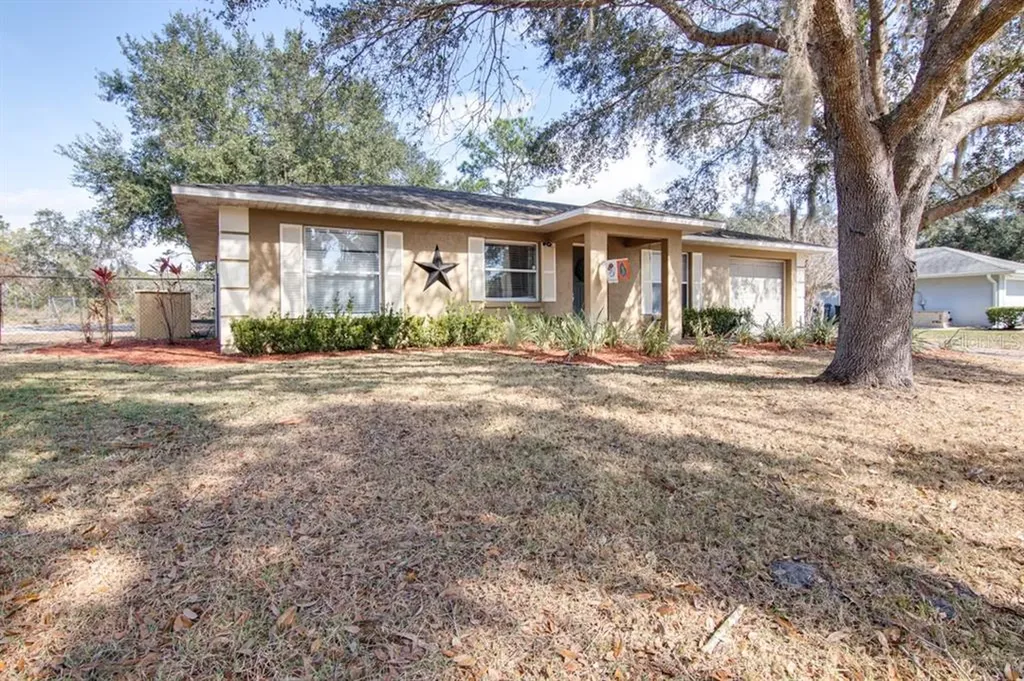 9331 Lemon Drive Lake Wales FL 33898
