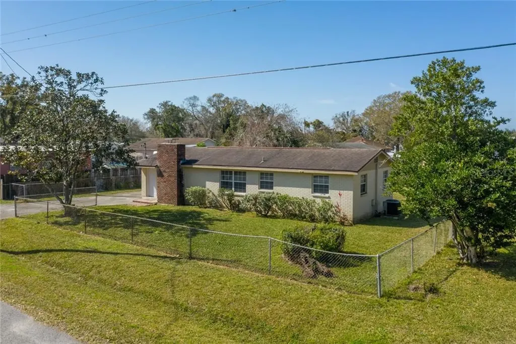 12714 Worchester Avenue Tampa FL 33624