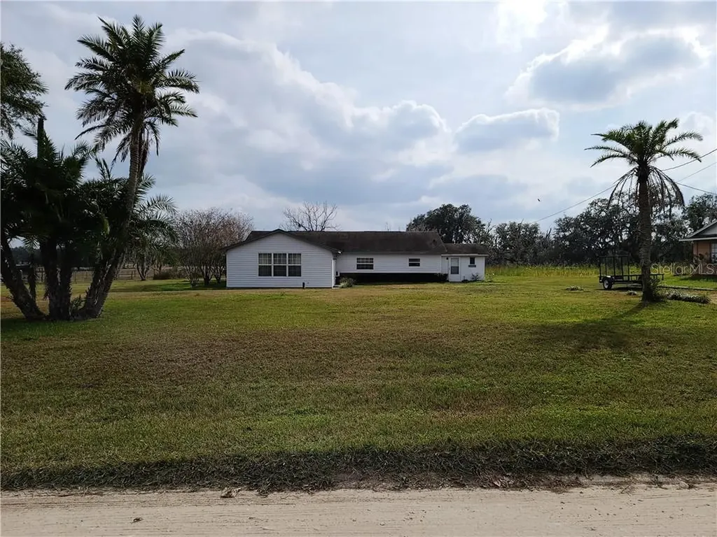 36120 Sunshine Road Zephyrhills FL 33541