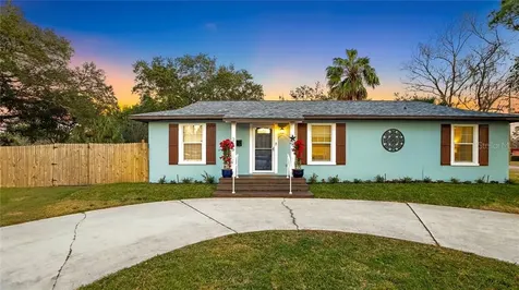 236 NW Jefferson Circle N St Petersburg FL 33702