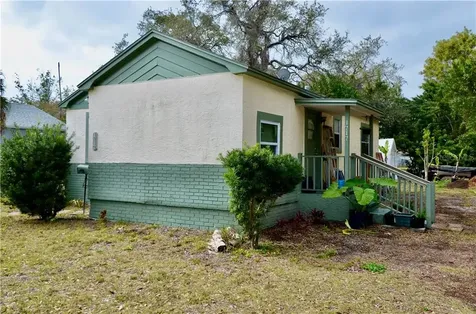 1717 44th Street S St Petersburg FL 33711