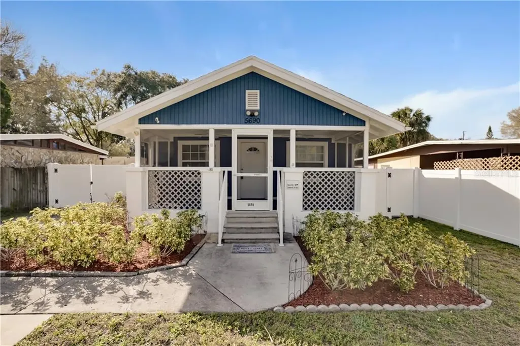 5690 59th Street N St Petersburg FL 33709