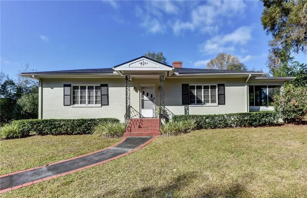 630 N Garfield Avenue Deland FL 32724