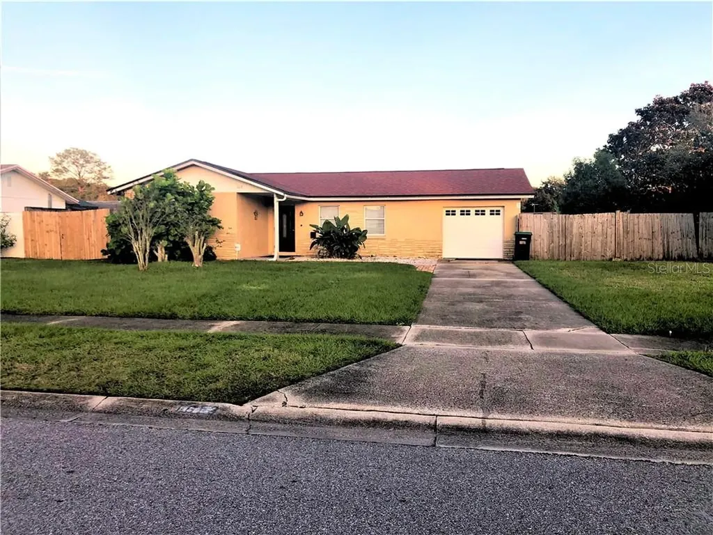 1613 Navarre Avenue Orlando FL 32822