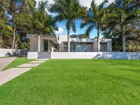 4114 Bay Shore Road Sarasota FL 34234