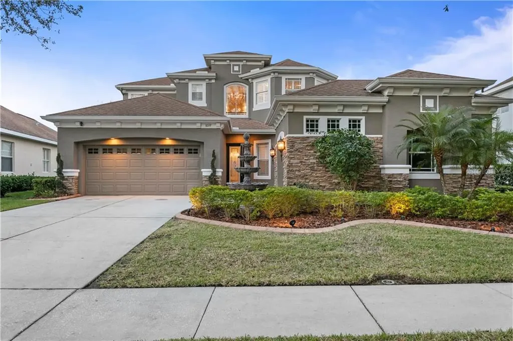10119 Deercliff Drive Tampa FL 33647