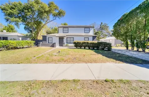9327 N Dartmouth Avenue Tampa FL 33612