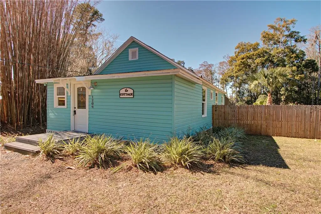 1209 Quintuplet Court Casselberry FL 32707