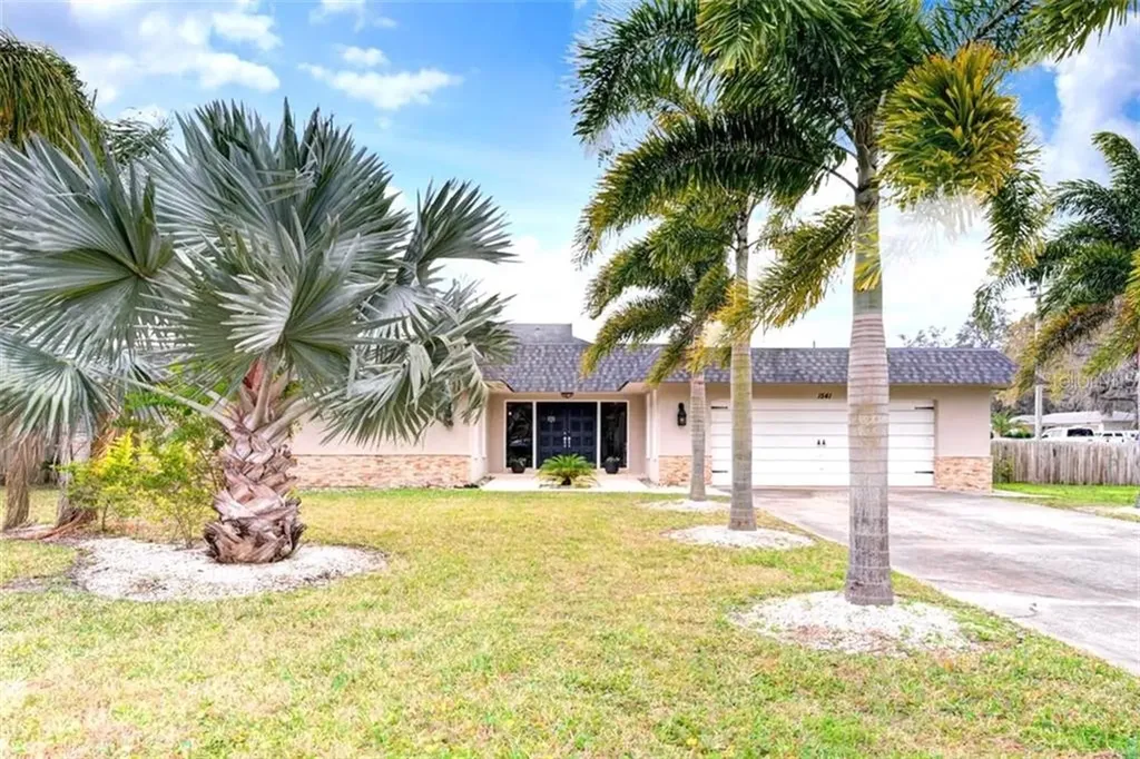 1541 Brady Drive Dunedin FL 34698