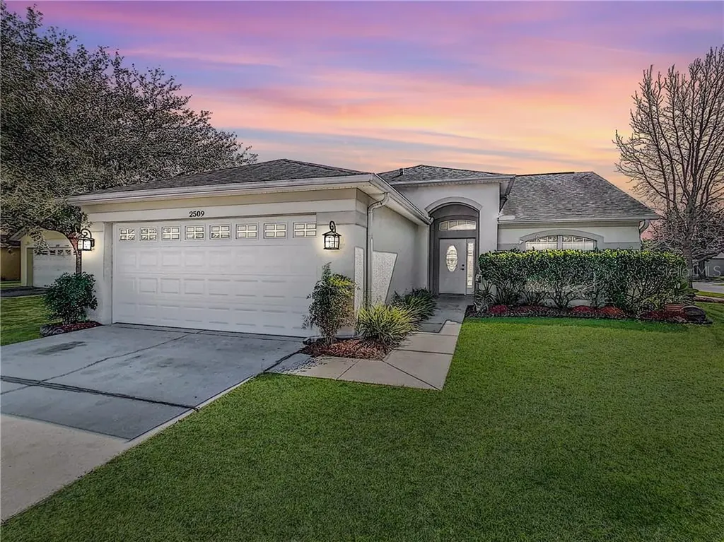 2509 Hybrid Court Kissimmee FL 34758