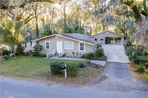 1105 N Ferrell Street Plant City FL 33563