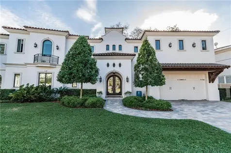 4202 W Beachway Drive Tampa FL 33609