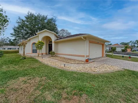 32643 Oak Park Drive Leesburg FL 34748