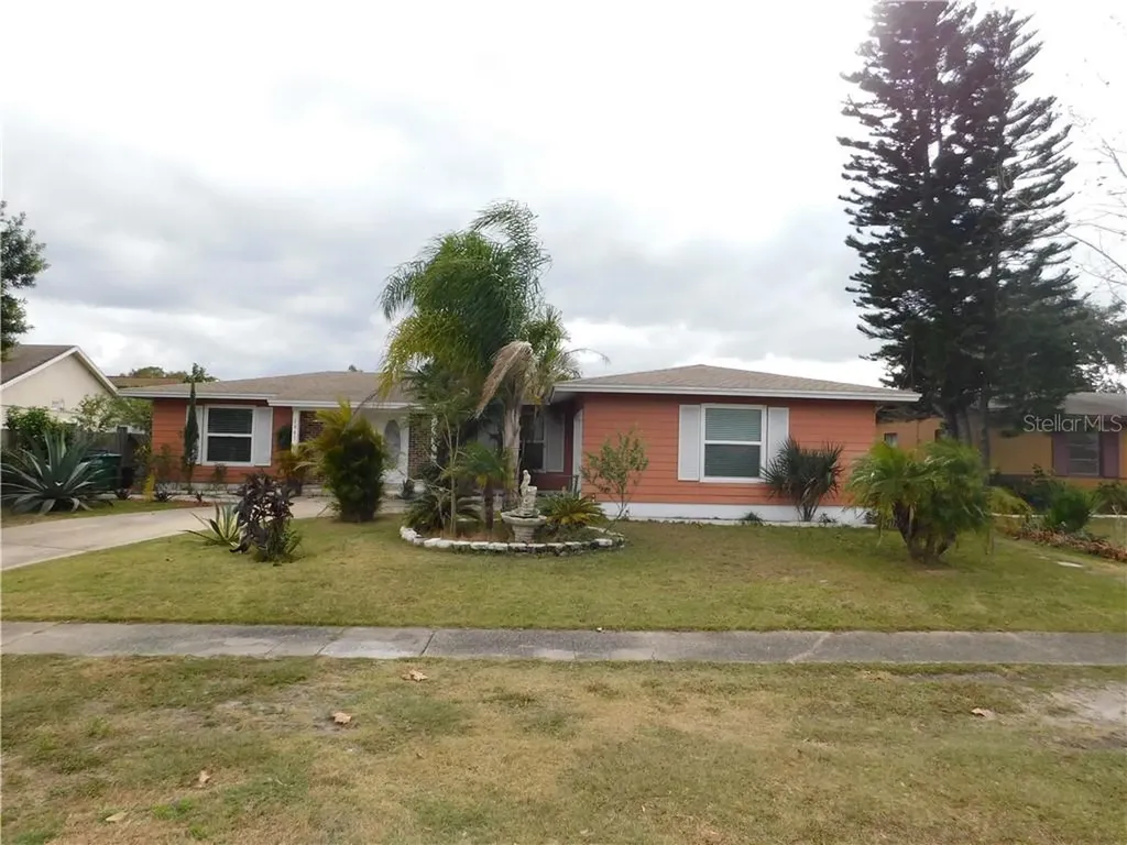 2841 English Drive Deltona FL 32738