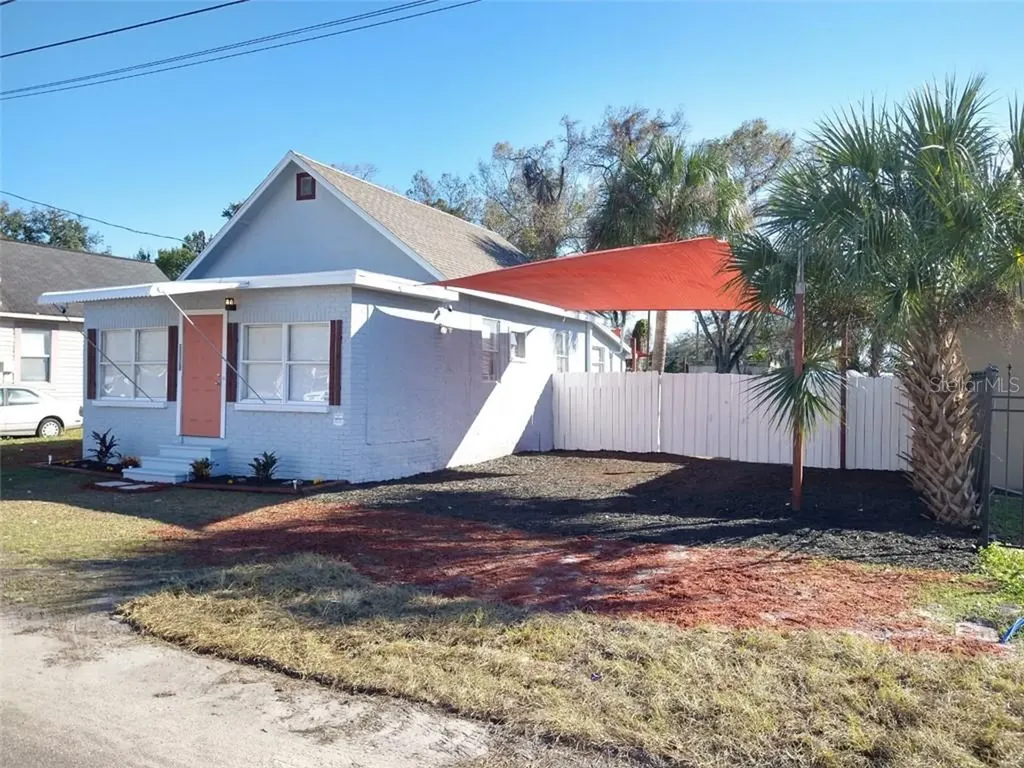2201 E Ida Street Tampa FL 33610