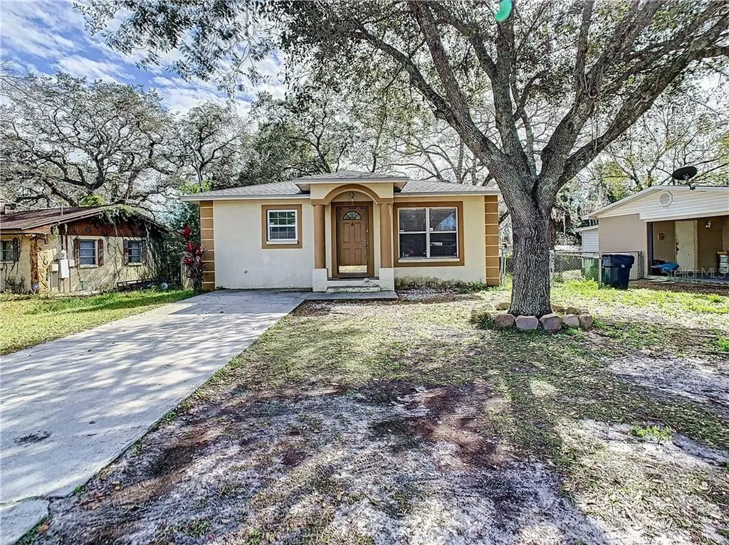 9411 W Perio Place Tampa FL 33612