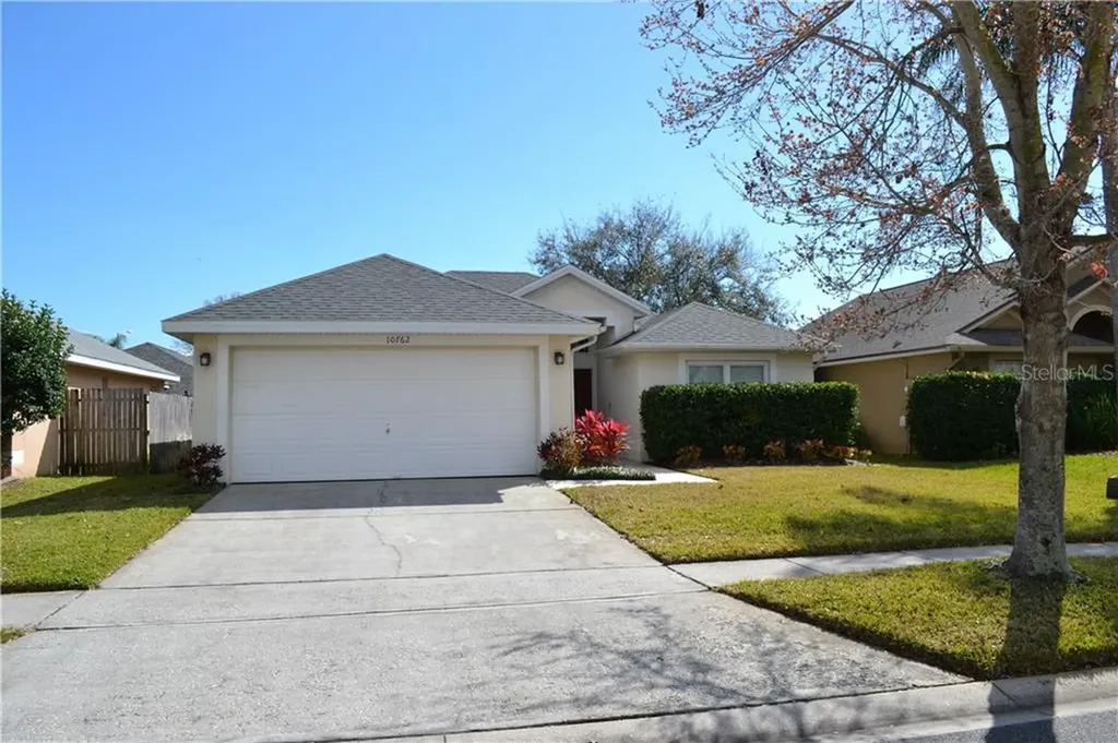 10762 Brown Trout Circle Orlando FL 32825