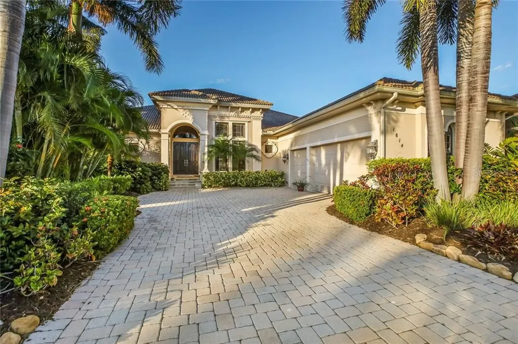 1814 Amberwynd Circle W Palmetto FL 34221