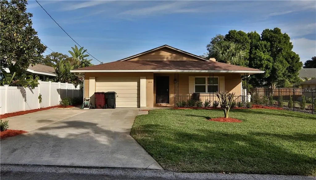 1515 Eastin Avenue Orlando FL 32804