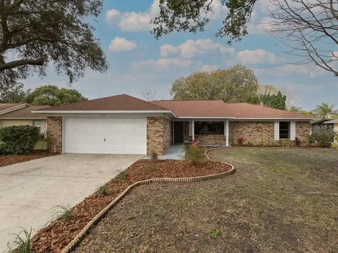 2103 Ken Court Mount Dora FL 32757