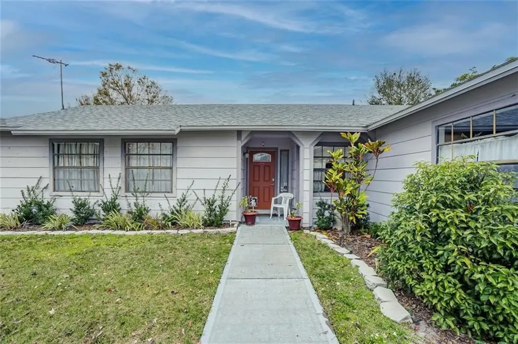 1517 Colony Avenue Kissimmee FL 34744