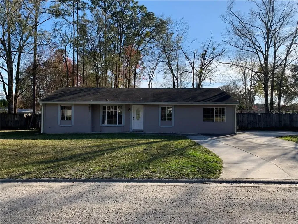2675 Pinewood Boulevard N Middleburg FL 32068