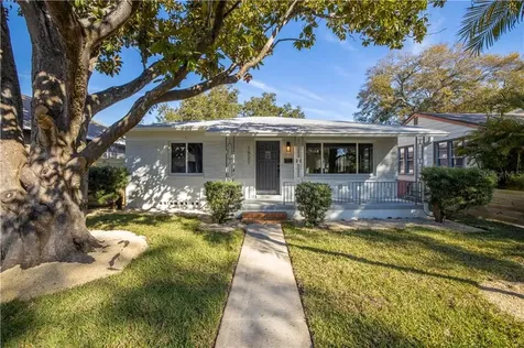 1521 20th Avenue N St Petersburg FL 33704