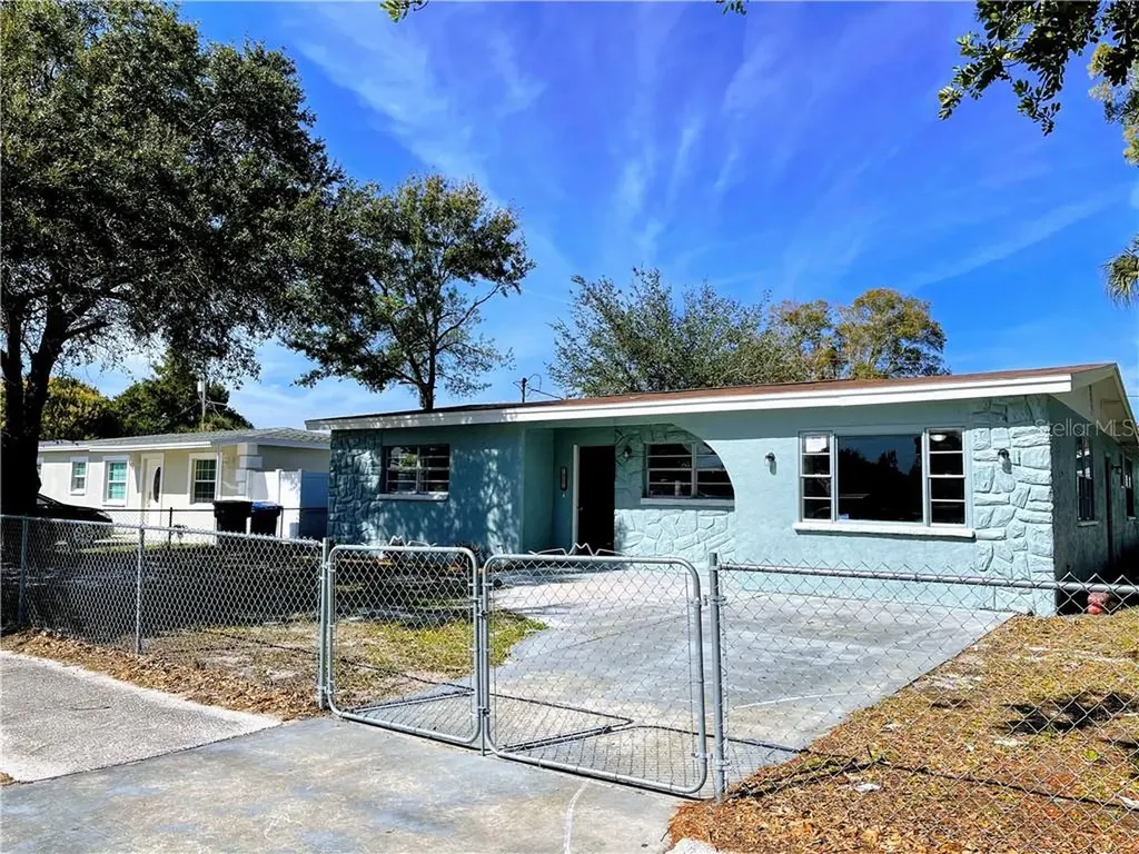 7801 Winston Lane Tampa FL 33615