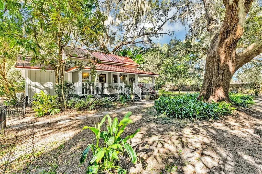 3310 S Mellonville Avenue Sanford FL 32773