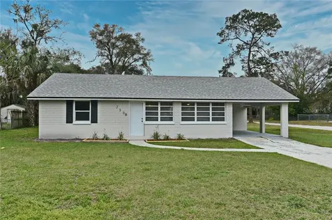 230 S Blue Lake Avenue Deland FL 32724