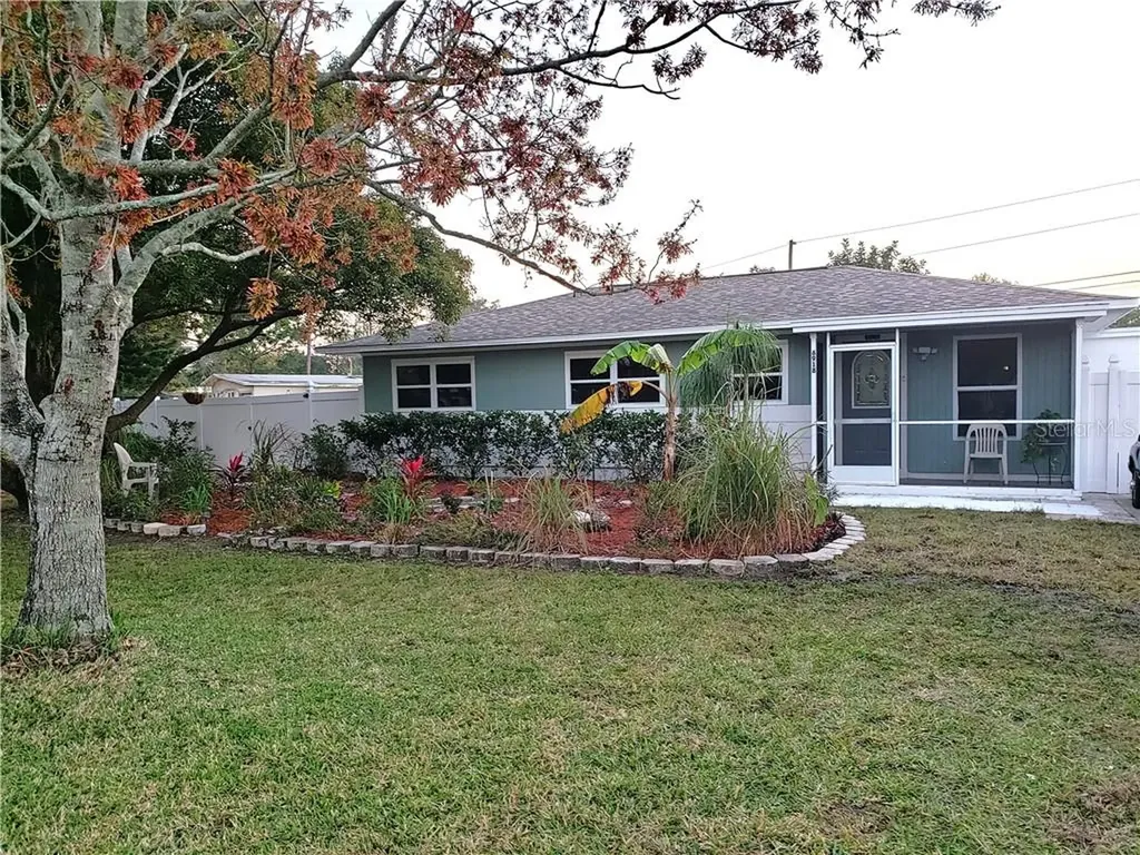 6918 13th Street N St Petersburg FL 33702
