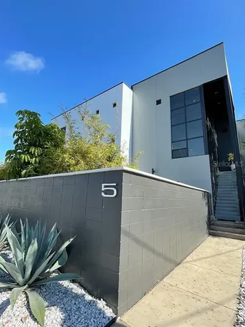 3012 W Barcelona Street Tampa FL 33629