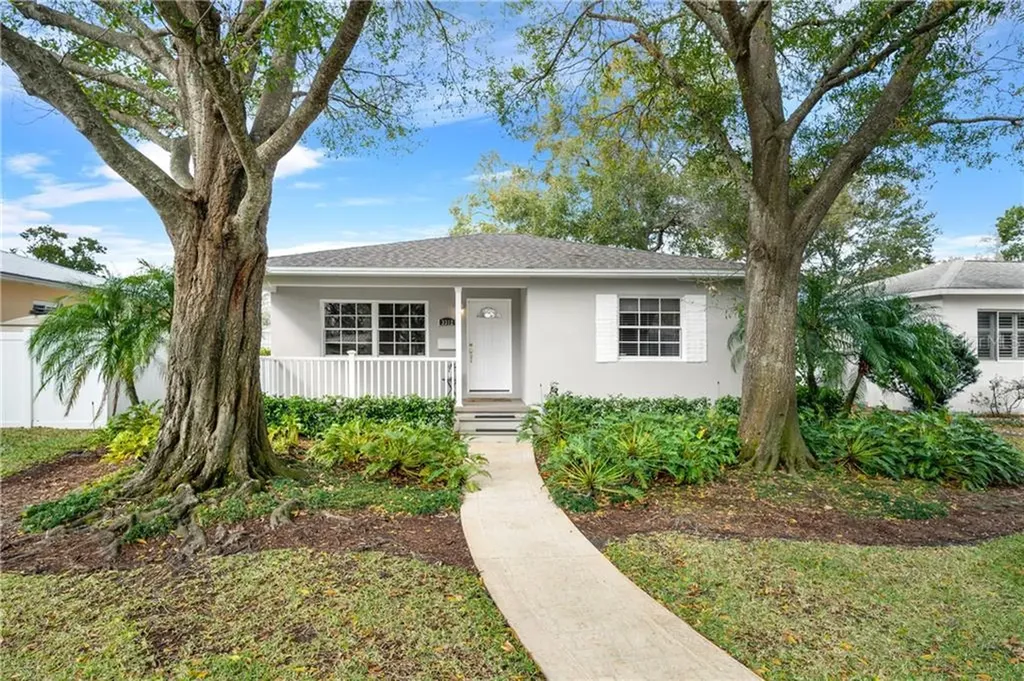 3312 15th Street N St Petersburg FL 33704