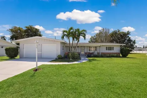 5717 8th Avenue Drive W Bradenton FL 34209