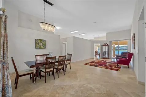 16603 Lake Heather Drive Tampa FL 33618