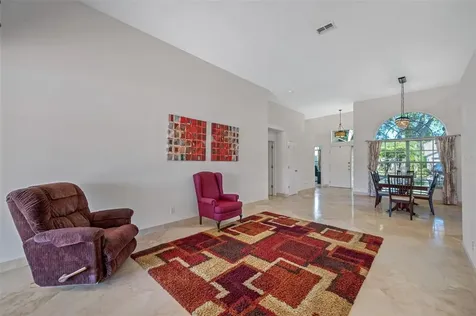 16603 Lake Heather Drive Tampa FL 33618