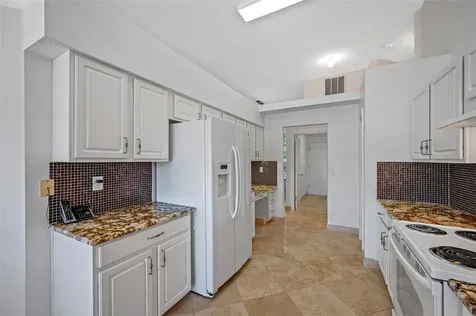 16603 Lake Heather Drive Tampa FL 33618