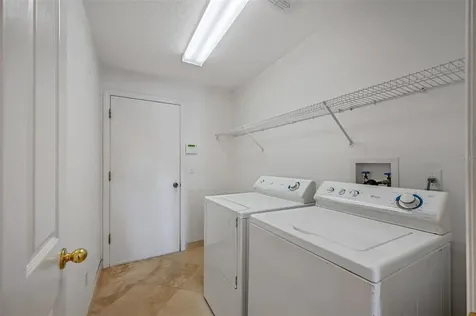 16603 Lake Heather Drive Tampa FL 33618