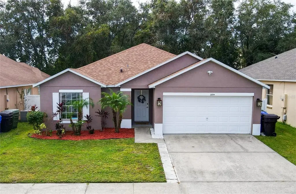 2234 Mallard Creek Circle Kissimmee FL 34743