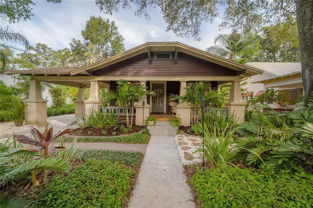 1218 E Henry Avenue Tampa FL 33604
